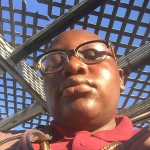 Meet your Posher, Shanard